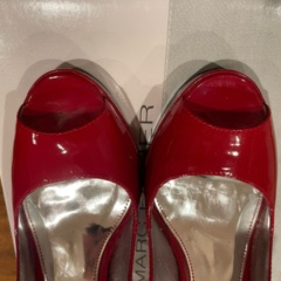 Marc Fisher - Maraya - Medium Red Patent Heels - Size 8.5 M - Picture 4 of 8